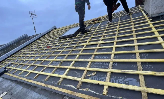 Réalisation d'une toiture en ardoise à Fontaine-Notre-Dame, Valenciennes, NJ Service